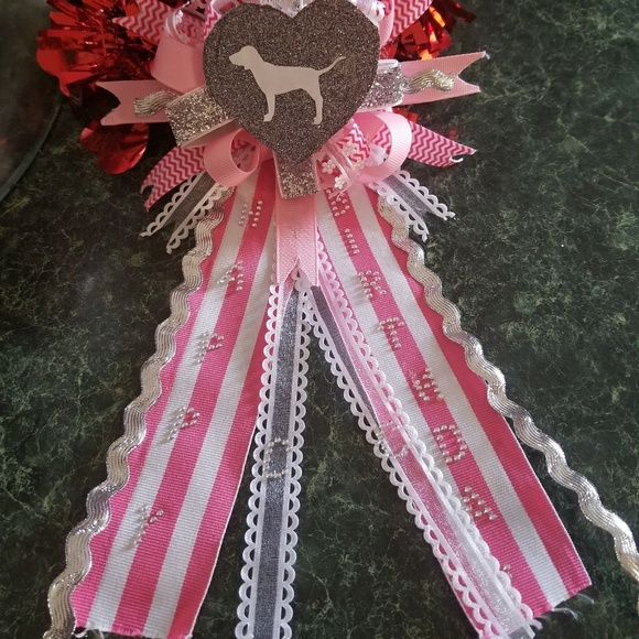 Victoria Secret Pink ribbon pin/corsage - Picture 2 of 4
